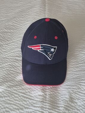 New England Patriots Navy Baseball Cap with Red Accents